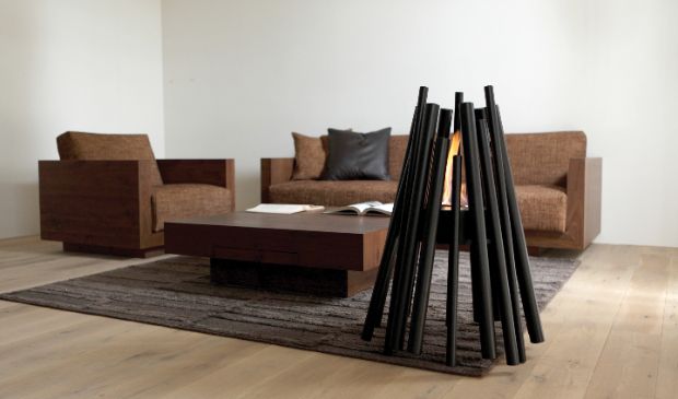 Freestanding vs Wall-Mounted Ethanol Fireplaces