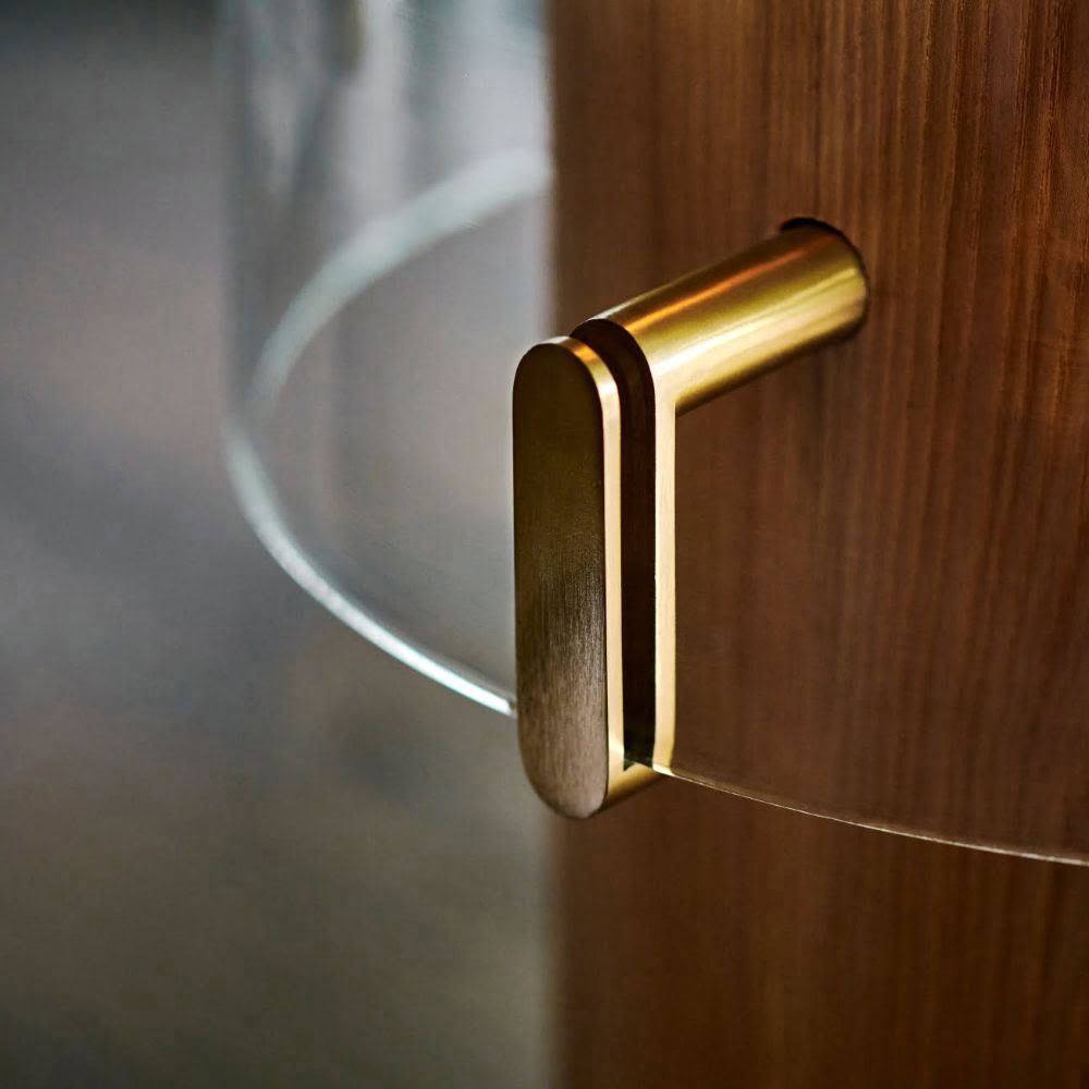 Pillar 3T Tall Ethanol Fireplace Brass Close Up